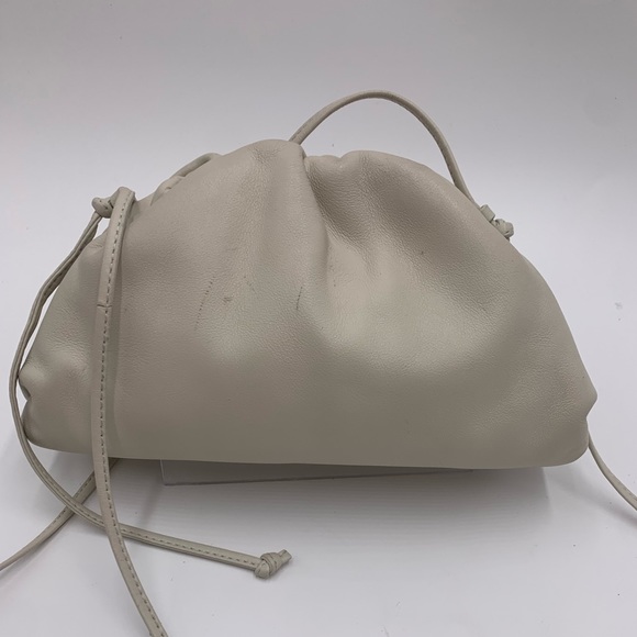 Authe Bottega Veneta White Leather Mini Clutch Preloved Pouch - Picture 10 of 16